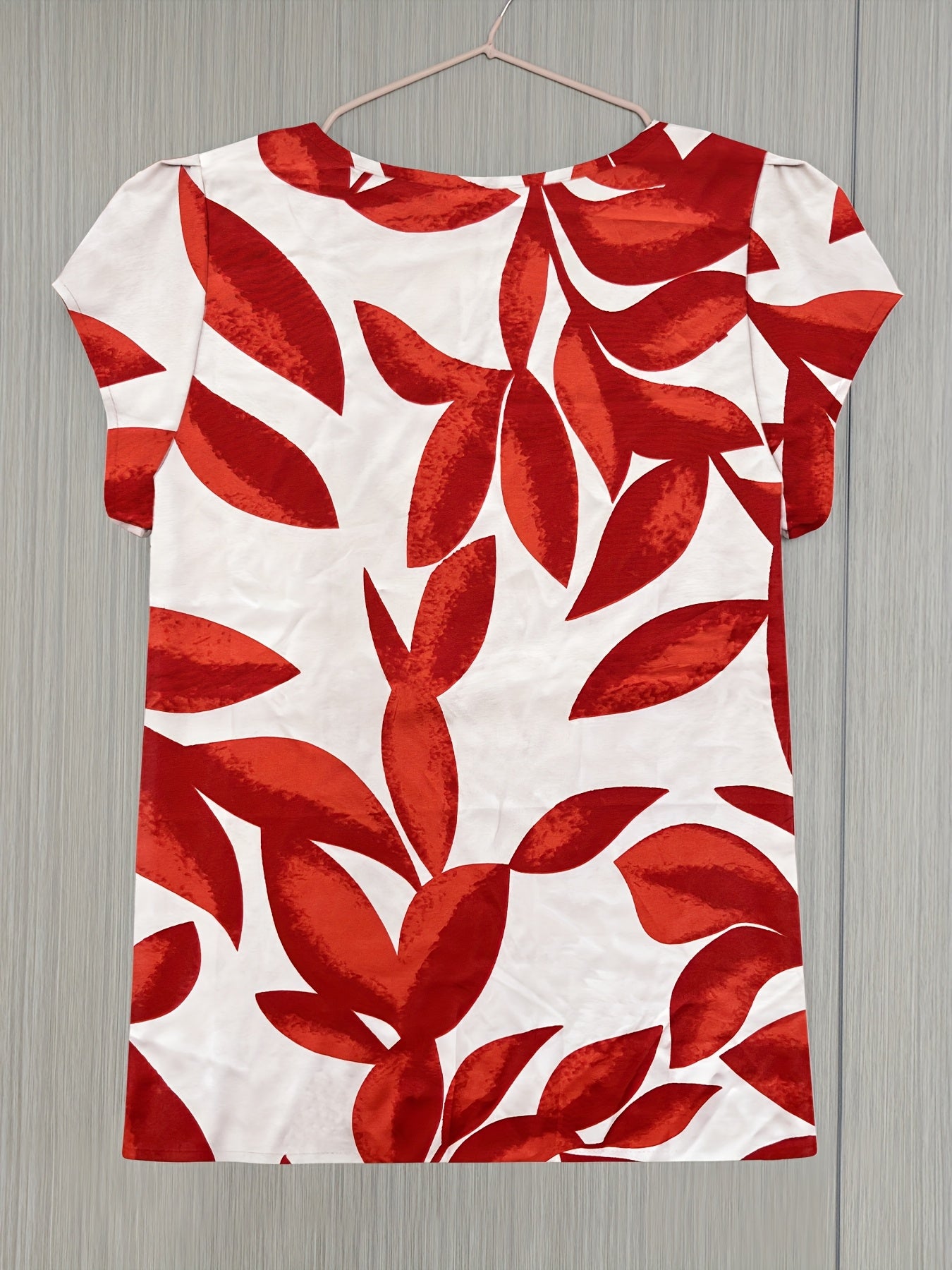 Women'S Casual Blue Floral Print Short Sleeve Blouse - Ruched Bust, Crew Neck, Relaxed Fit for Spring\u002FSummer, Weekend Attire, Casual Wear|Floral Print Top|Ruched Detailing