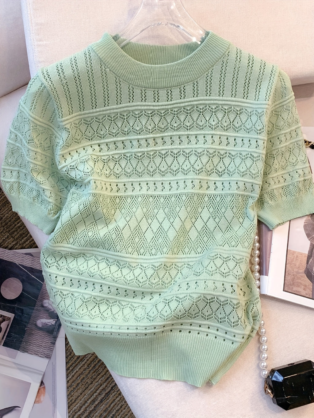 Lightweight And Breathable Short-Sleeve Knitted Top for Women, Perfect for Casual Wear And Flattering Fit, a Summer Essential Pullover.