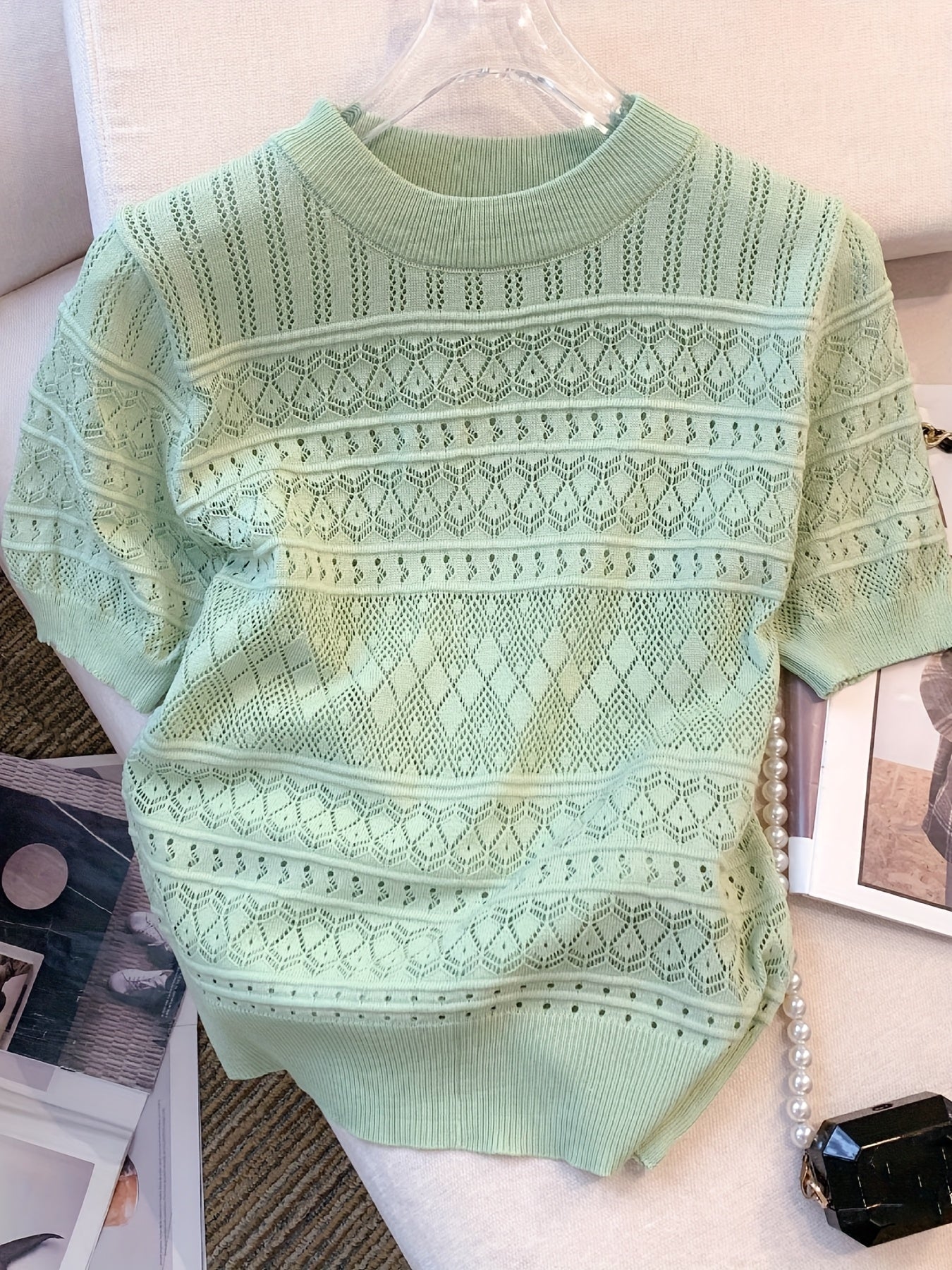 Lightweight And Breathable Short-Sleeve Knitted Top for Women, Perfect for Casual Wear And Flattering Fit, a Summer Essential Pullover.